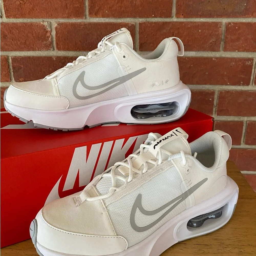 Nike Air Max Intrlk Women’s White Grey New Sneakers NIB Lifestyle Shoes - Picture 9 of 10